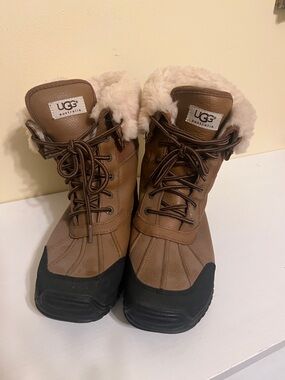 UGG Brown and Black Lace-Up Shearling Boots